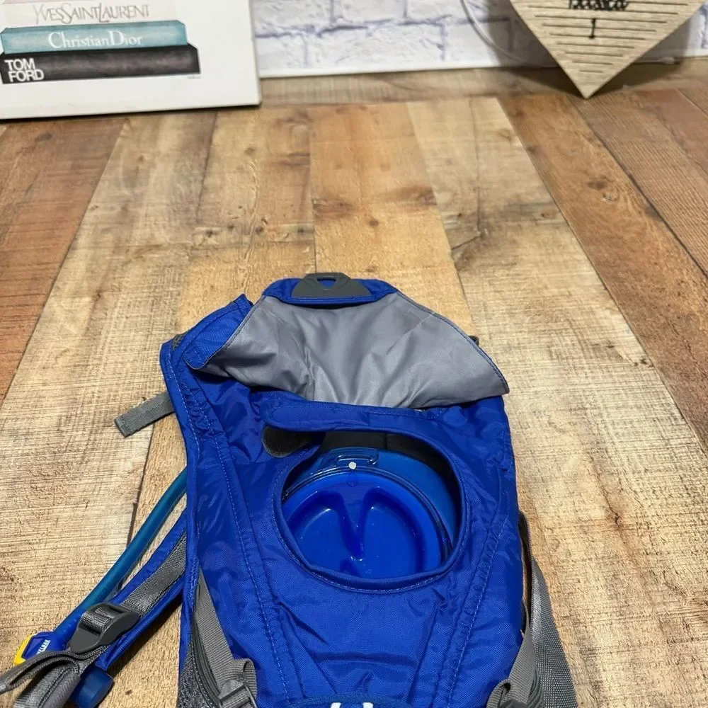 CamelBak 70oz Rogue Light Hydration Water Storage Pack Wounded Warrior Blue